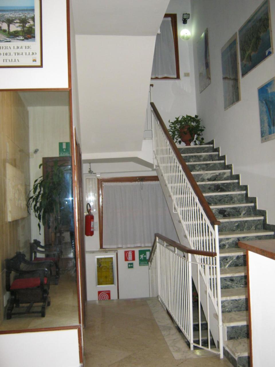 Hotel Valentino Lavagna Extérieur photo