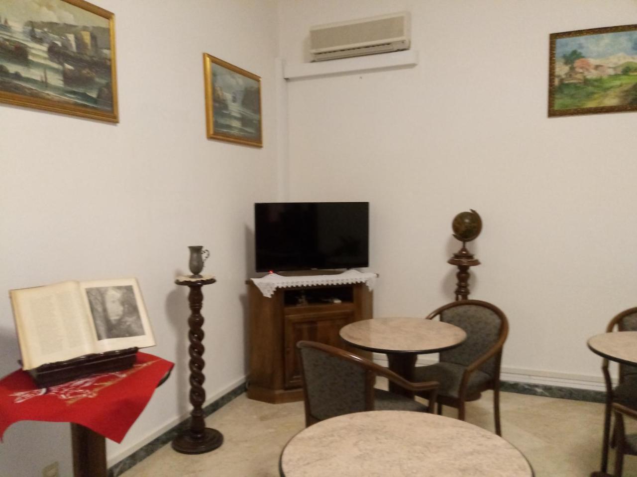 Hotel Valentino Lavagna Extérieur photo