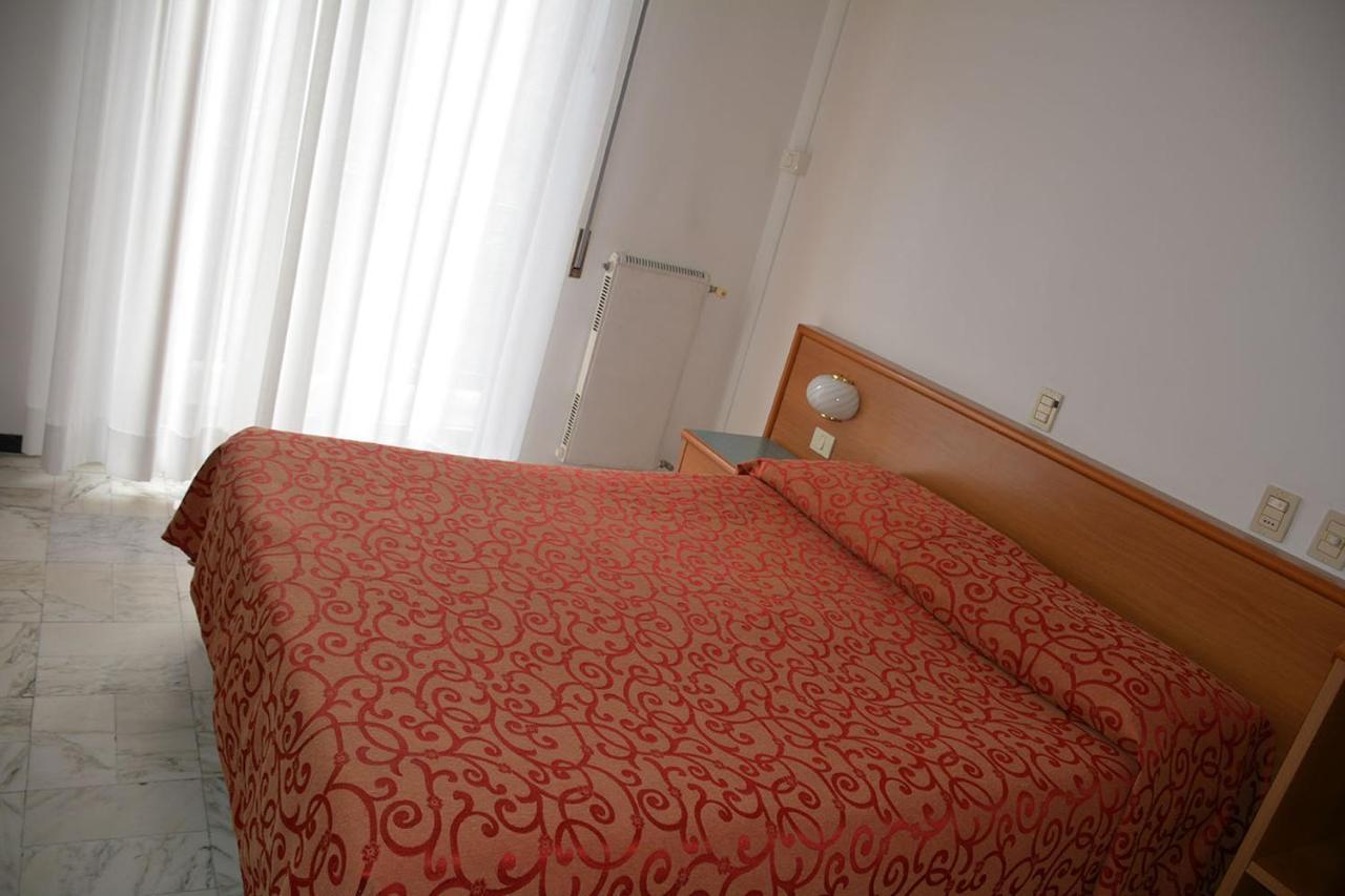 Hotel Valentino Lavagna Extérieur photo