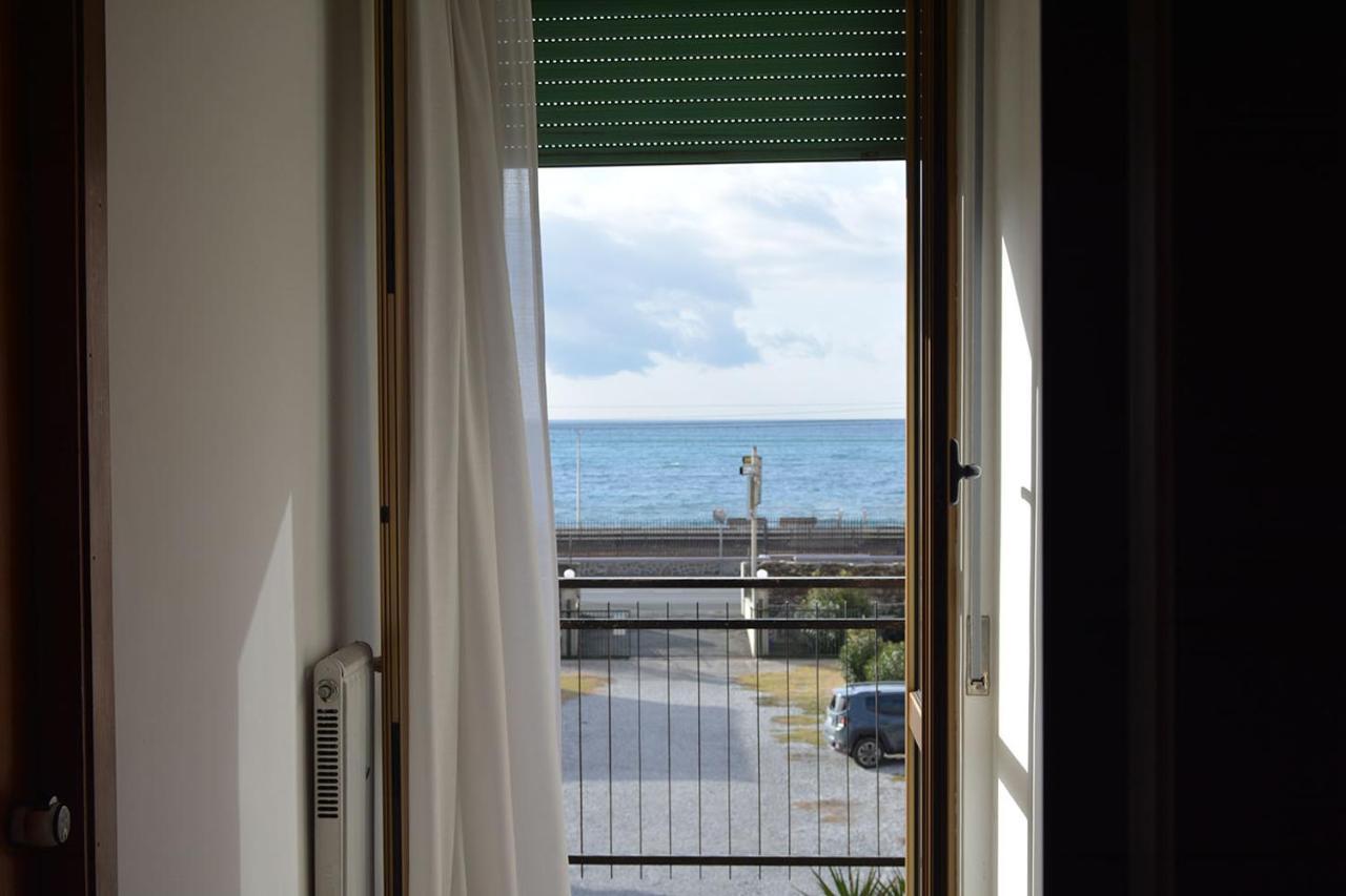 Hotel Valentino Lavagna Extérieur photo